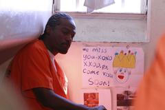 Jeden den v kalifornské věznici Chino