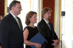 Peake a Dobeš jmenováni