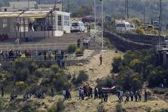 Protestující Palestinci na izraelsko-syrské hranici