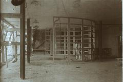 Vila Tugendhat - stěna z jídelny skončila v menze