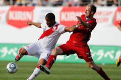 Kirin Cup: Česko - Peru (Hubník, Farfán)
