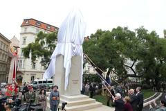 Odhalení sochy prezidenta Wilsona před hlavním nádražím