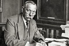 Arthur Conan Doyle