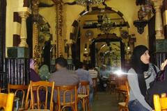 Káhira, Egypt. ohlasy na zabití Usámy bin Ládina