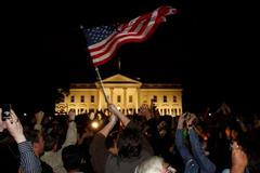 Američané slaví smrt Usámy bin Ládina