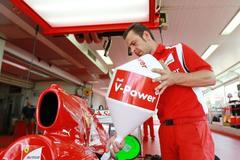 Tankování paliva F1 Ferrari