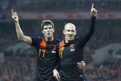 Anglie - Nizozemsko (Huntelaar, Robben - radost)