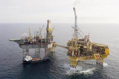 Ropná plošina Elgin v Severním moři