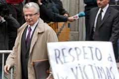 Španělsko: Protesty proti procesu se soudcem Garzónem