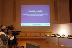 ČNB ukázala padělky za rok 2011