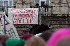 Týden neklidu - transparenty