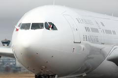 Praha Ruzyně - přílety státníků na Havlův pohřeb (Francie)