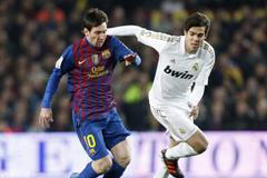 Španělský pohár: Barcelona - Real Madrid (Messi, Kaká)