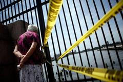 Záchranné práce na řece Hudson.