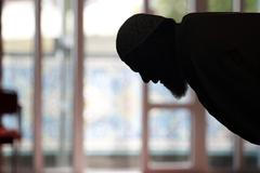 Mše v mešitě v Oslu