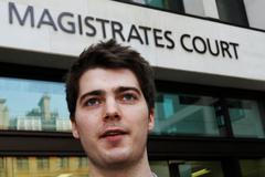 Richard O'Dwyer, kterému za obvinění z počítačového pirátství hrozí deportace do USA