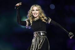 Super Bowl - Madonna