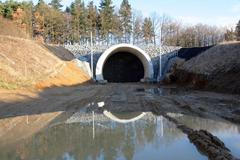 Stavba čtvrtého koridoru