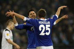 Schalke - Plzeň (Klaas-Jan Huntelaar, Ciprian Marica, radost)