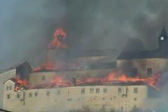 Požár hradu Krásna Hôrka