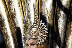 Super Bowl - Madonna