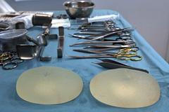 Defektní silikonové prsní implantáty společnosti PIP