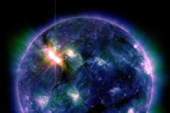 Jedna z největších slunečních erupcí (6. března 2012)