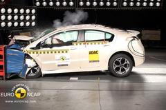 Crash testy, Opel Ampera