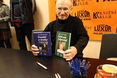 Autogramiáda Lubomíra Štrougala