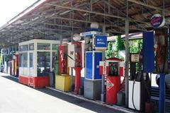 Historie bezninových čerpacích stanic