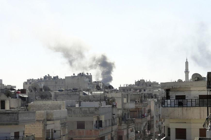 Nejméně šest lidí zemřelo při explozi v mešitě v syrské provincii Homs