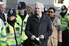 Julian Assange u britského Nejvyššího soudu