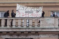 Týden neklidu - transparenty