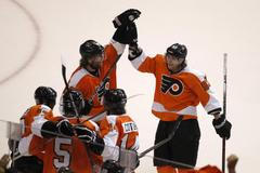 Philadelphia - Pittsburgh (Voráček, Hartnell, radost)