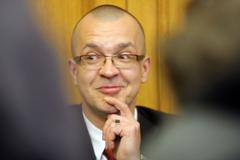 Soud s Bártou a Škárkou