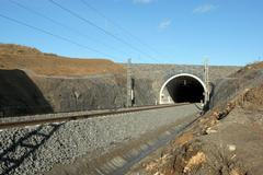 Stavba čtvrtého koridoru