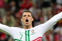 Cristiano Ronaldo v zápase s Českem