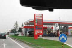 Test cen benzínu 6.4.2012