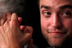 Robert Pattinson