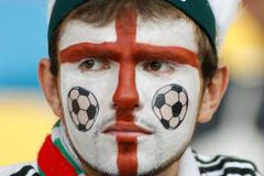 Fanoušci před čtvrtfinálovým utkáním Anglie - Itálie na Euru 2012