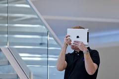 Apple začal prodávat nový iPad