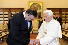 Papež Benedikt XVI. přijal premiéra Nečase