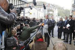 Francois Hollande se chystá volit