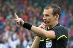 Rozhodčí Královec při utkání Liberec - Plzeň