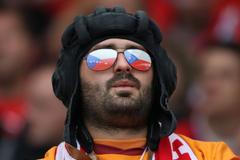 Fanoušci na fotbalových Euro 2004 a 2008