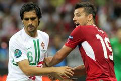 Milan Baroš v zápase s Portugalskem