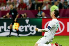 Cristiano Ronaldo se raduje po vítězství v utkání Česko - Portugalsko ve čtvrtfinále Eura 2012.