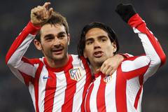 Evropská liga: radost Falcao a Adrian (Atlético)