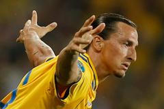 Zlatan Ibrahimovič se raduje z branky