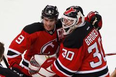 Zach Parise a Martin Brodeur slaví triumf New Jersey